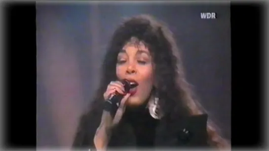 Donna Summer + Giorgio Moroder - Carry On (German TV, WDR) (1992)