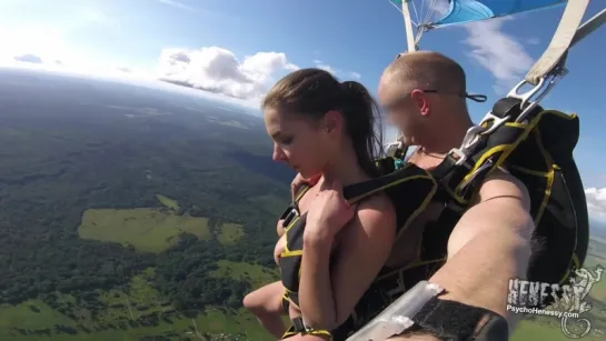 Alina Hennesy, Ally Breelsen (Naked Parachute Jump)[2017, Public Nude, HD 1080p]